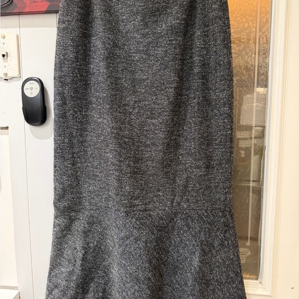 Elegant Gray Women's Skirt